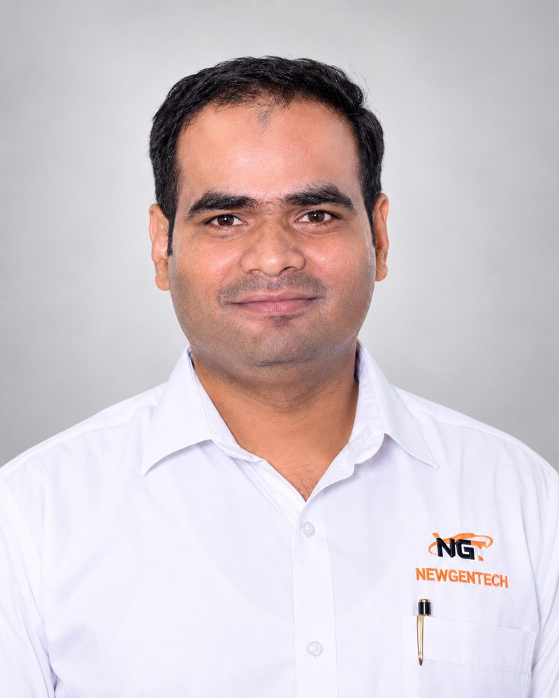 Sarfaraz Sarfaraz - Business Head