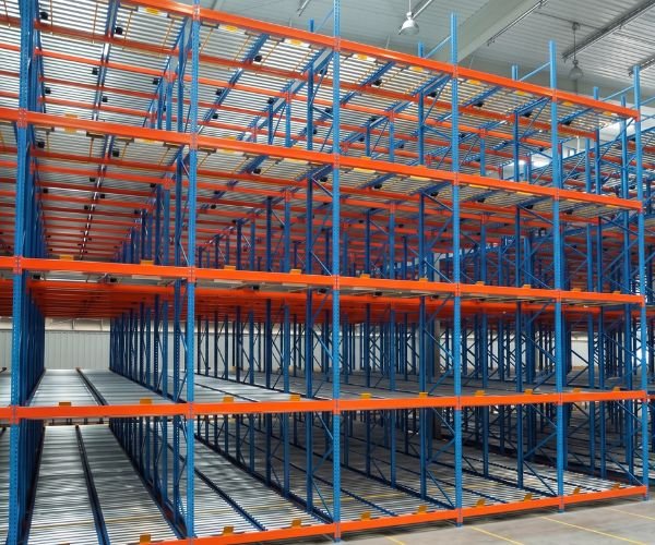Selective pallet racking